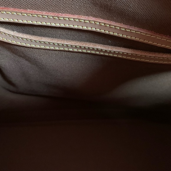 Authentic Louis Vuitton Alma PM - Picture 8 of 13